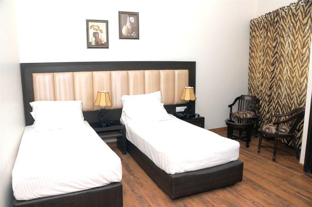 Hotel Prems Paradise Amritsar Extérieur photo