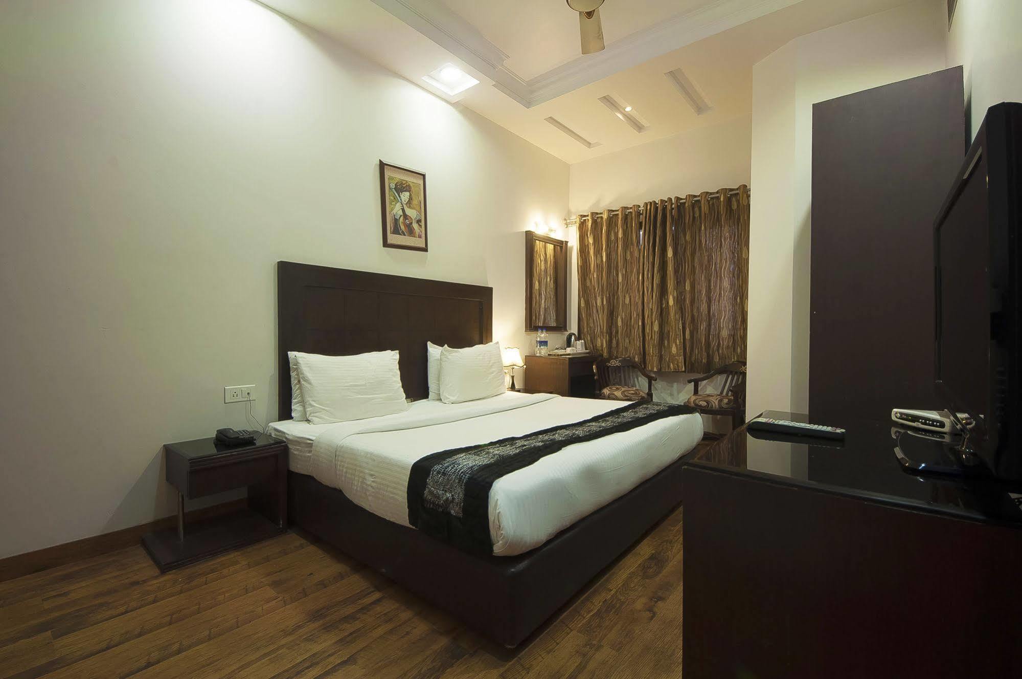 Hotel Prems Paradise Amritsar Extérieur photo
